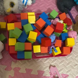 Received 50pcs Colorful Wooden Cubes Building Blocks from customer V****i.